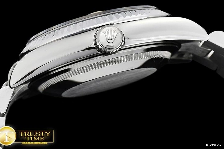 0920 RDD0214D – DayDate 36mm Elegant 683
